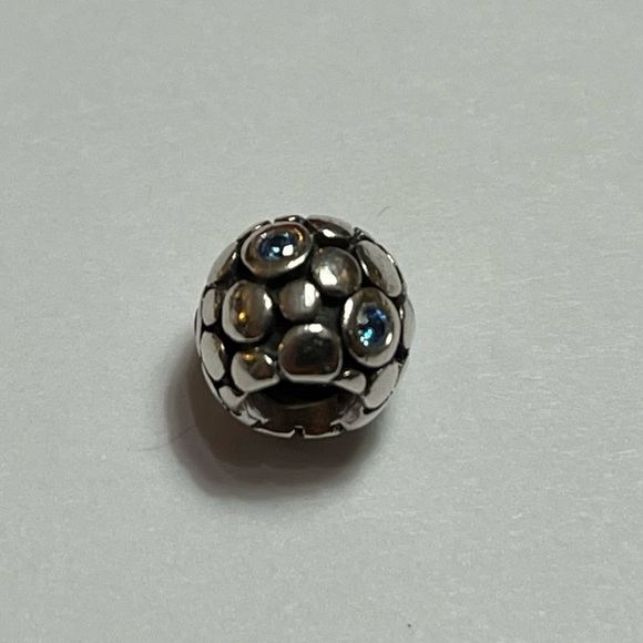 Retired Pandora Sterling Silver Dots with Blue CZ Charm - Picture 1 of 4